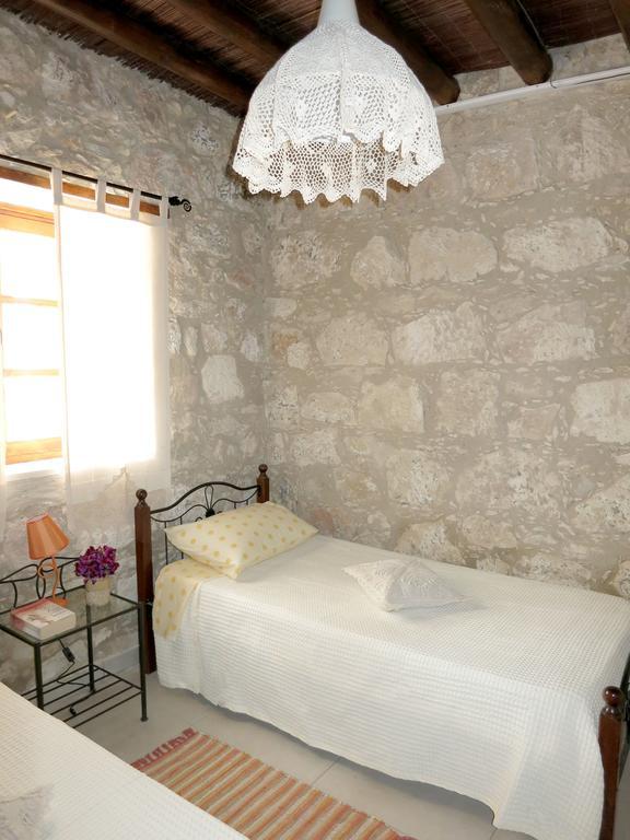 Simona Stone House Villa Polis Bilik gambar