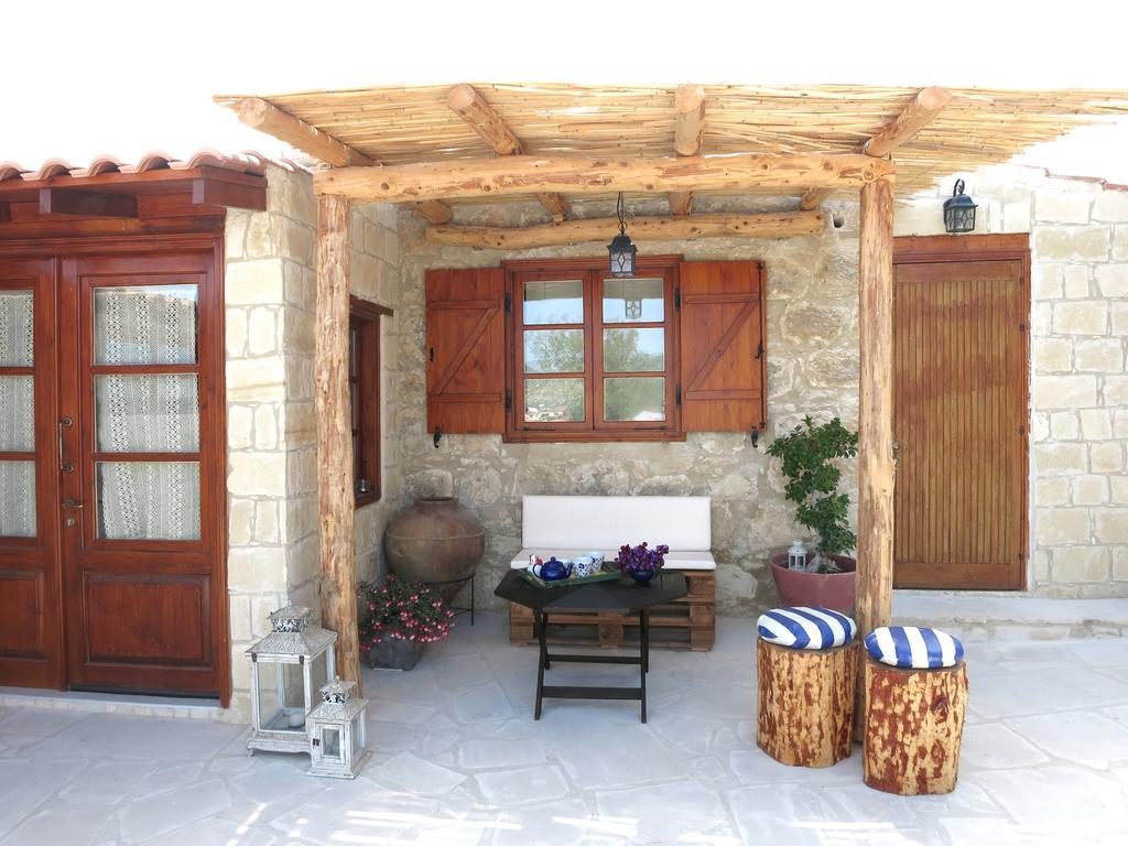 Simona Stone House Villa Polis Bilik gambar